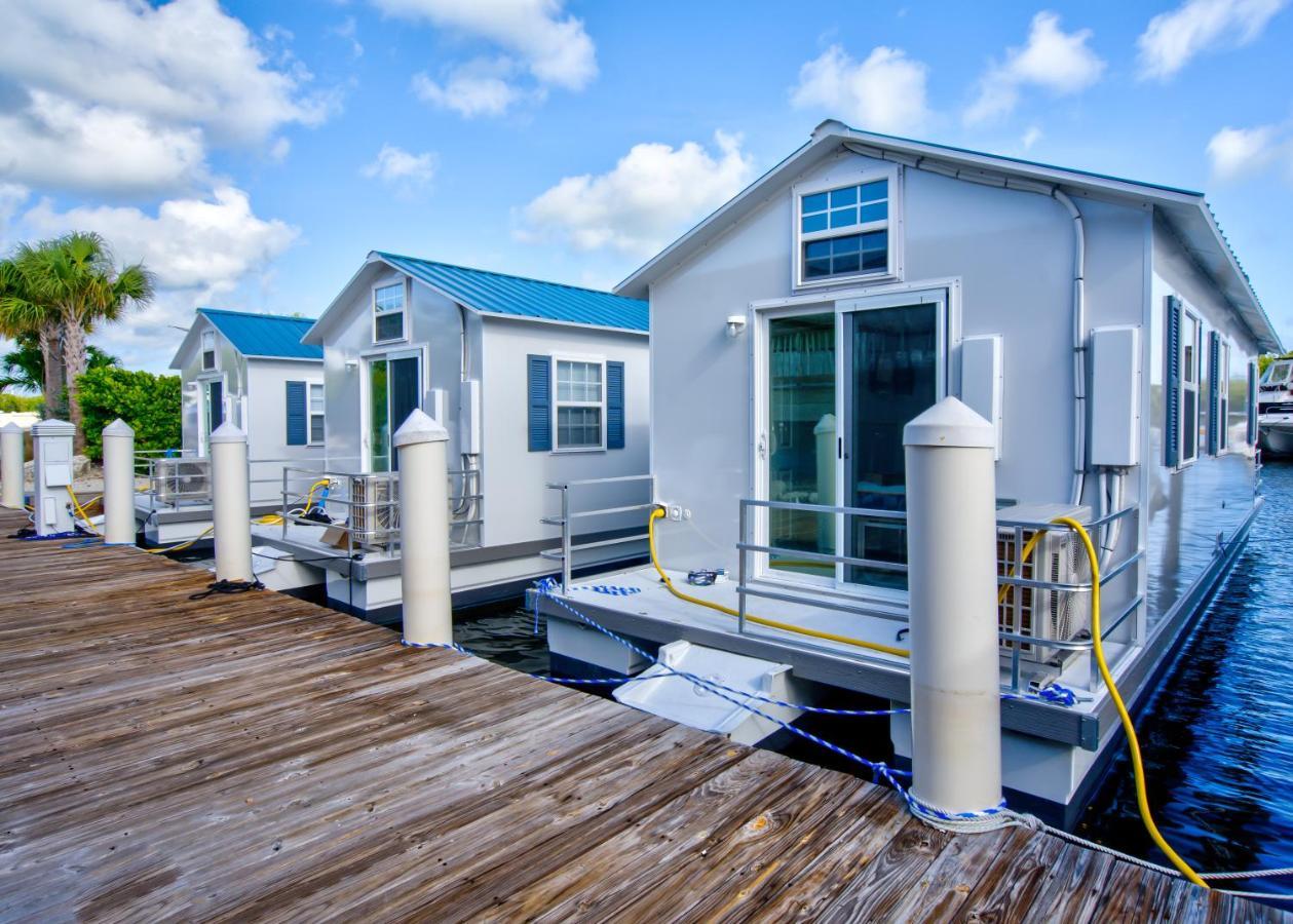 Treasure Harbor Hotel Islamorada Exterior photo